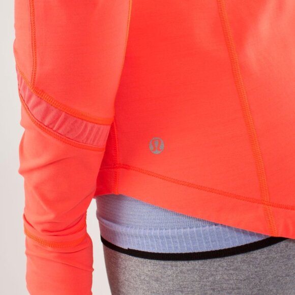 Lululemon Athletica Reflect Half Zip Pullover in Light Flare - Picture 4 of 16